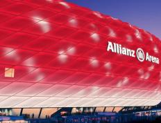 浓眉哥在篮网比赛中连败，高光表现引发热议！