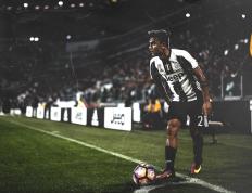 表现优异引爆全场！，蒂姆意外战胜加拿大队热度持续攀升